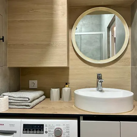 Aparthotel міамо студіо з терасою Lviv